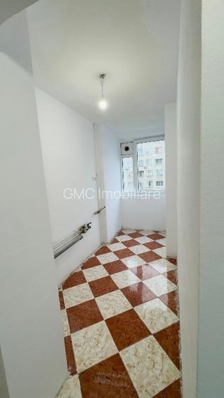De vanzare  apartament 3 camere Zona Apusului/Gorjului - 5
