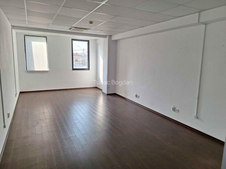 Spatiu pentru birouri de inchiriat in Ploiesti, zona foarte buna - 5