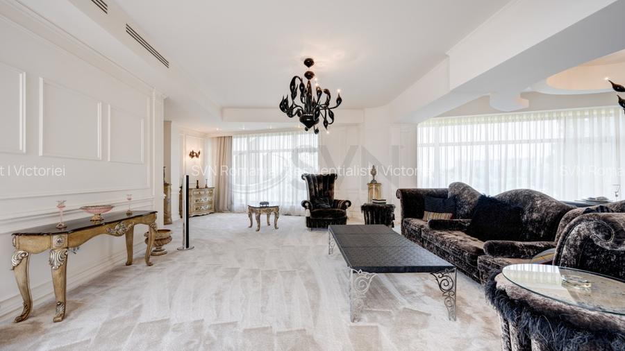 REV2004019 Vila Peninsula lacul Tei - 11