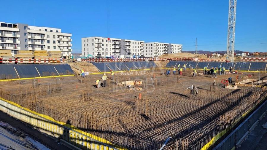 Apartament 3 camere, etaj intermediar, ansamblu nou Calea Surii Mici - 12