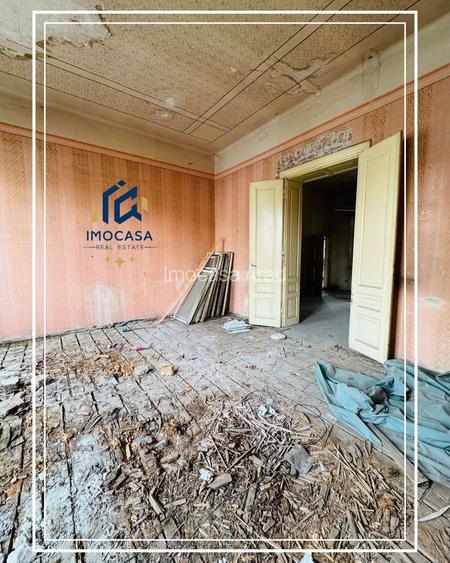 De vanzare Apartament de renovat 4 camere generoase Central Arad - 10