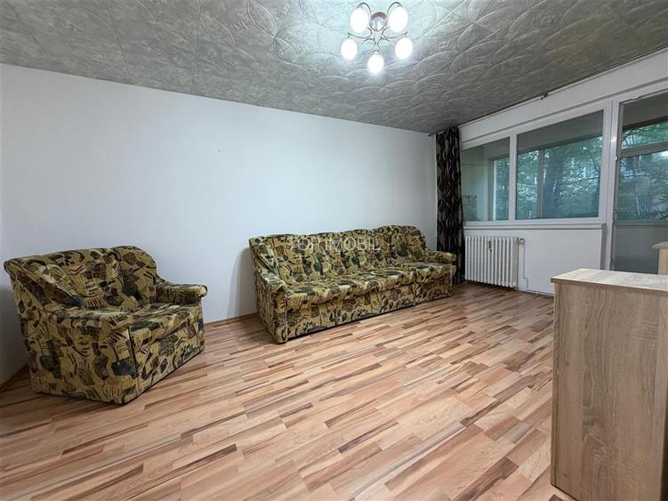 Apartament 2 camere DECOMANDAT, Podu Ros - BD. Nicolae Iorga - 3