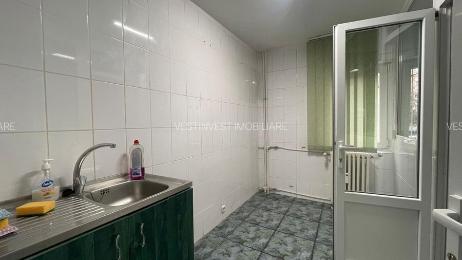 SPATIU COMERCIAL DECEBAL - 9