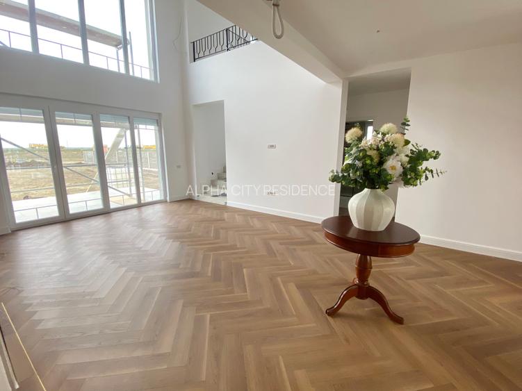 "The Mansion" by Alpha City Residence - 8