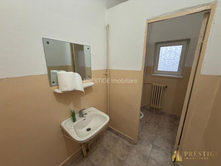Spatiu comercial de inchiriat total sau partial in zona Nufarul  - 17