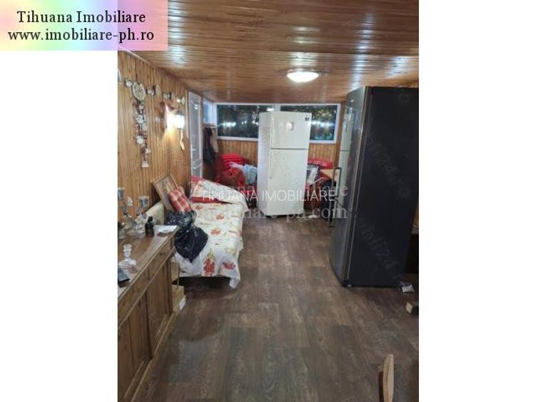 Casa de vanzare - str.8 Martie - 5