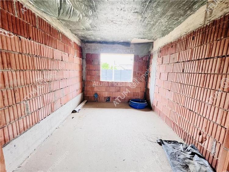 Casa cu 4 camere 2 bai si teren de 230 mp Selimbar - 6