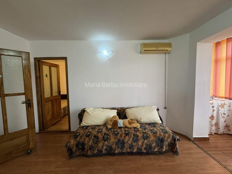 4 cam, etaj 2, 60 mp, bloc caramida, zona centrala Caracal - 3