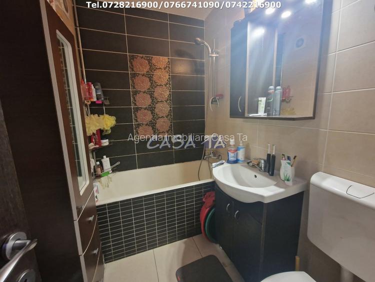 Apartament 3 camere, situat in Targu Jiu, Str Unirii - 9