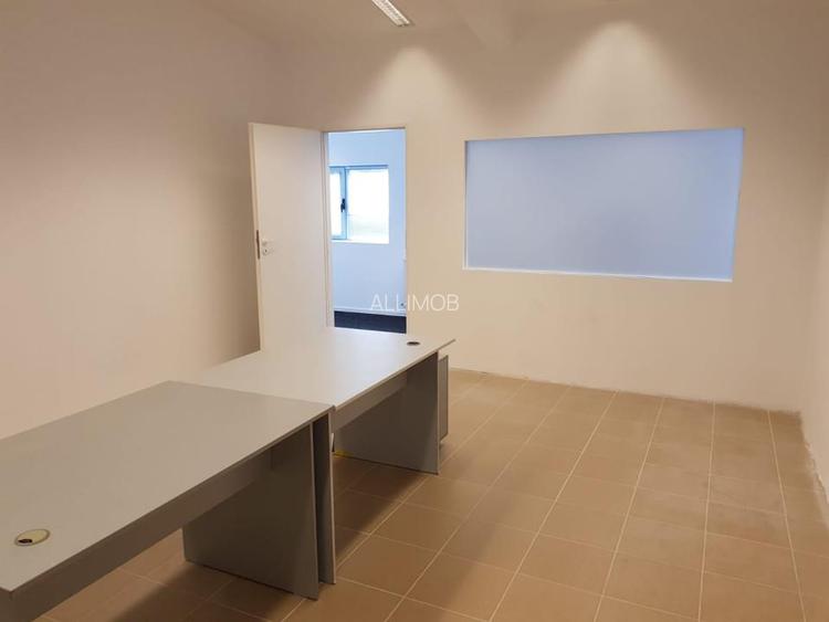 Spatiu birouri si depozit in Ploiesti, zona Xenia. - 7