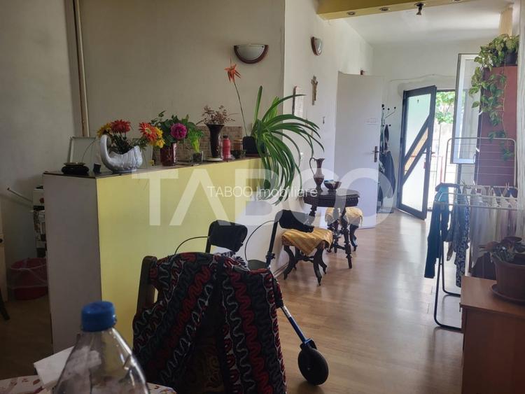 Casa individuala pretabila spatiu comercial teren 400 mp Piata Cluj - 11