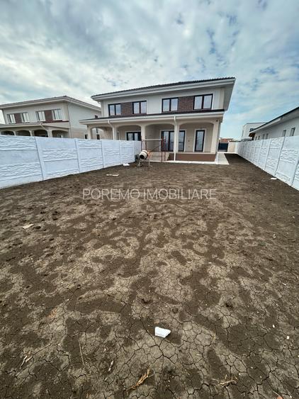 De vanzare duplex la cheie, liber, ocupabil imediat, 4 dormitoare, 3 bai - 11