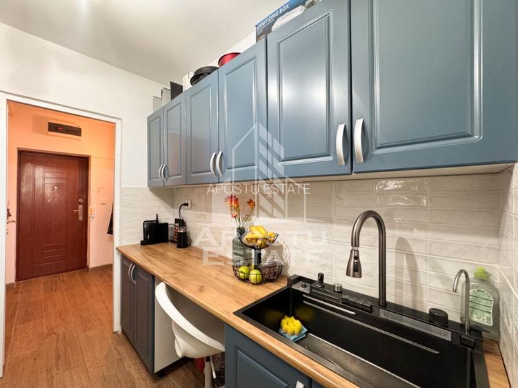 Apartament 2 camere, renovat, etaj 8, panoramica, Stadion - Hunedoara - 3