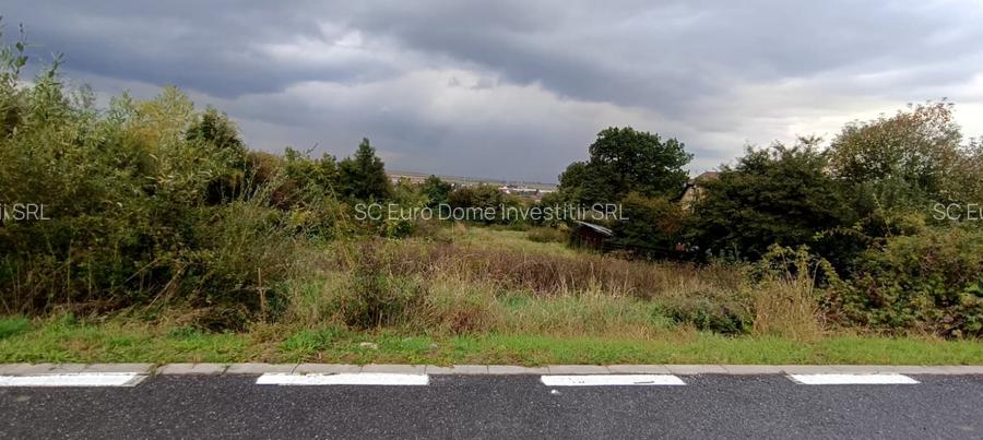 Teren in zona pitoreasca , usor accesibila , cu utilitati si panorama deosebita - 4