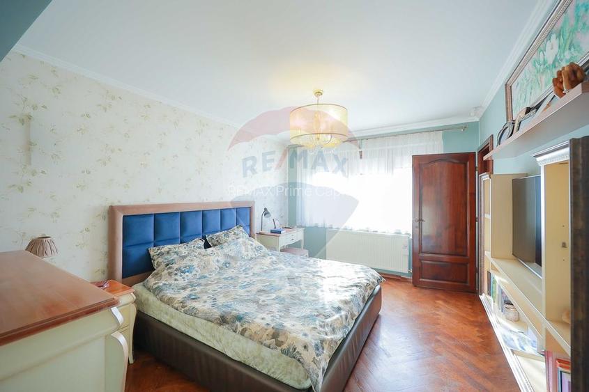 Casă 5 camere cu garaj, 230 mp utili, teren 503 mp, Nufărul, Oradea - 19