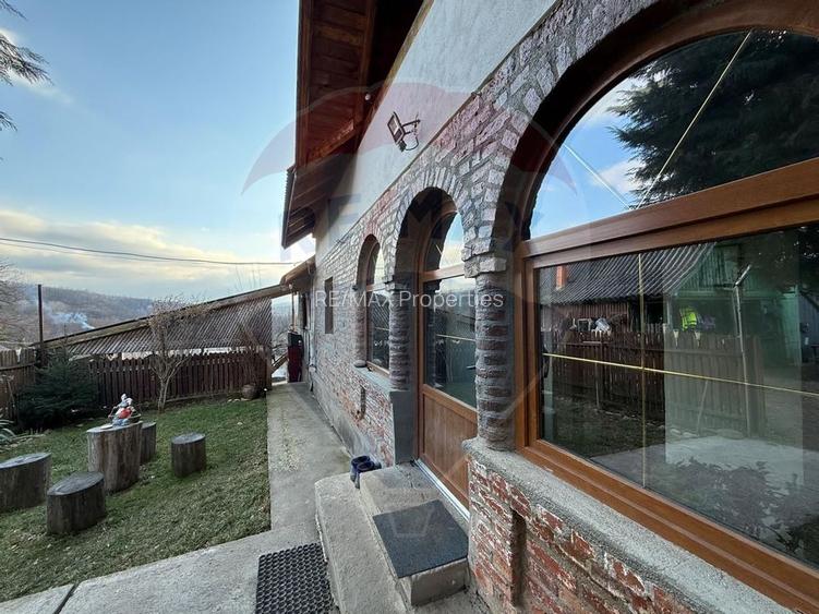 Casa cu teren de vanzare Golesti-Ramnicu Valcea / Manastirea Filimon - 2