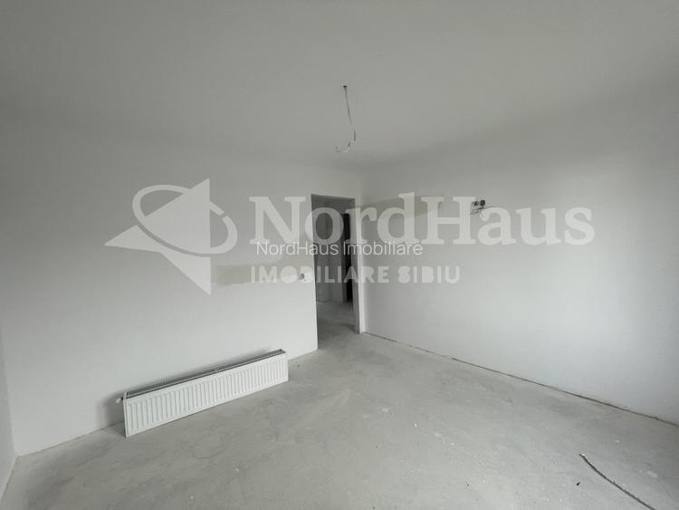 Casa tip duplex la cheie | ansamblu rezidential nou | Rasinari, zona Tropini - 8