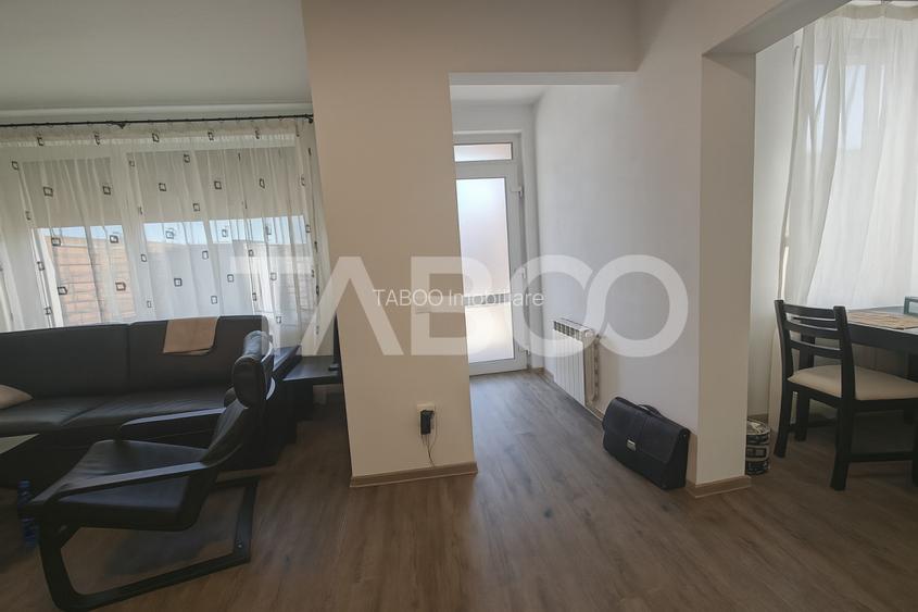 Casa de vanzare in Zavoi cu 3 camere 2 bai curte libera de 50 mp - 6