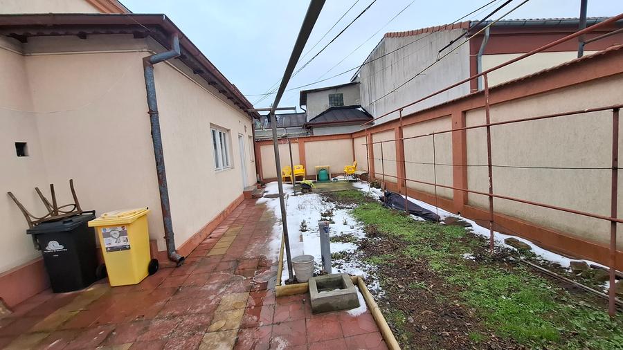 Casa zona Tomis II - 3 camere caramida (teren 176 mp )