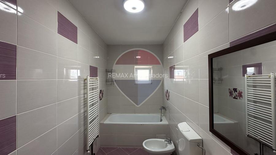 Apartament cu 3 camere de vânzare în zona Soarelui - 10