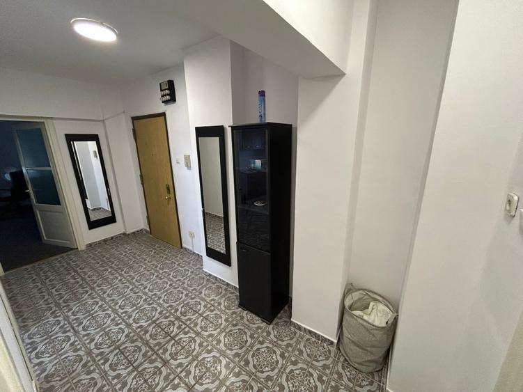 Calea Aradului stradal, zona excelenta,  garaj!!