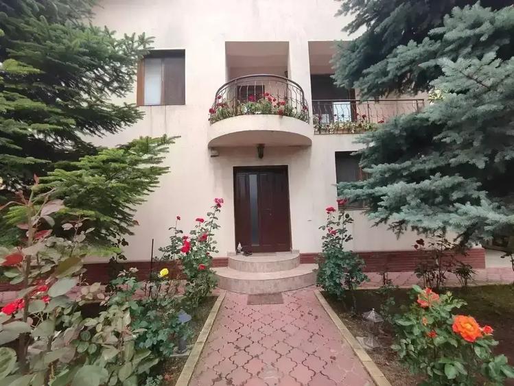 Vila 5 camere | 250 mp utili | curte 350 libera | Sfantul Ioan