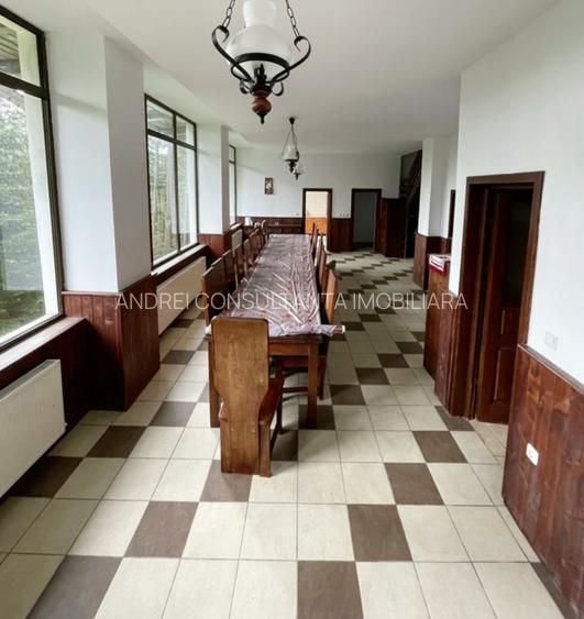 Vanzare vila noua mare (sau pensiune) la munte langa partia schi statiunea Ranca - 17