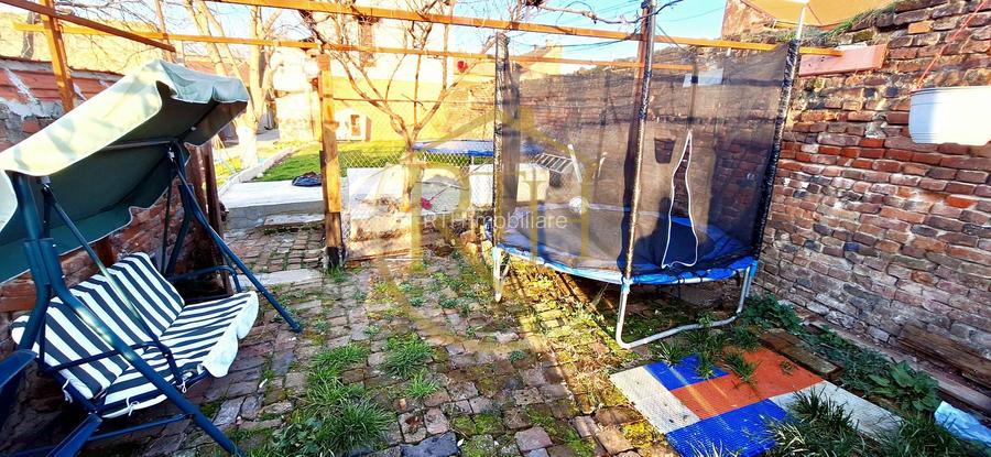 Oferim spre inchiriere apartament spatios, cu 3 camere, aproape de Nokia - 20