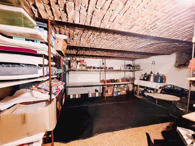 Casa cocheta in zona centrala cu potential si functionalitate excelenta - 10