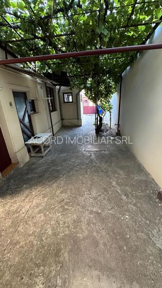 Casă de închiriat în zona Faleza Nord - 3