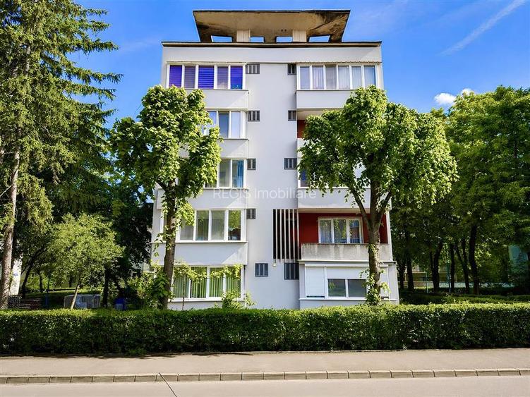 Apartament spatios cu 2 camere si 2 balcoane zona Tractorul - 11