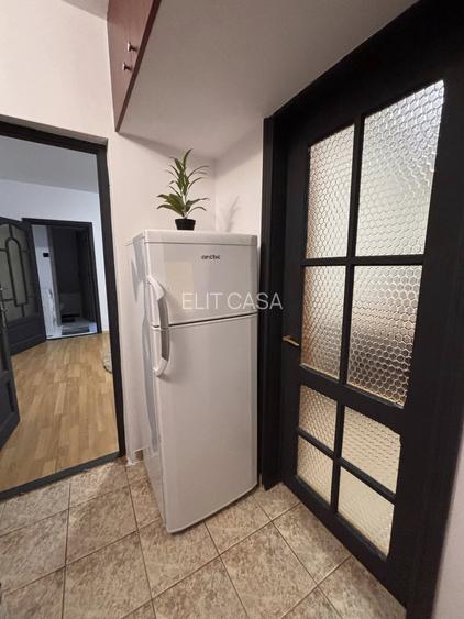 Apartament cu 2 camere,  etajul 2/4, zona Alexandru cel Bun - 9