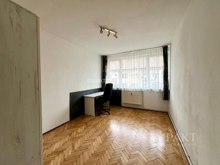 Persoana fizica vand sau schimb 3 camere grigorescu zona O Ghibu . - 3