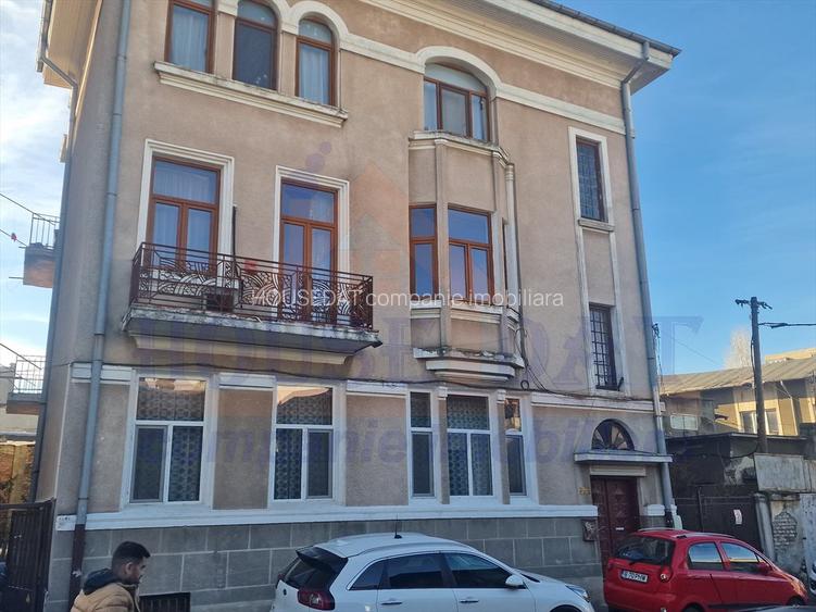 Vanzare apartament 3 camere in vila, 106 mp, etaj 1 - 6