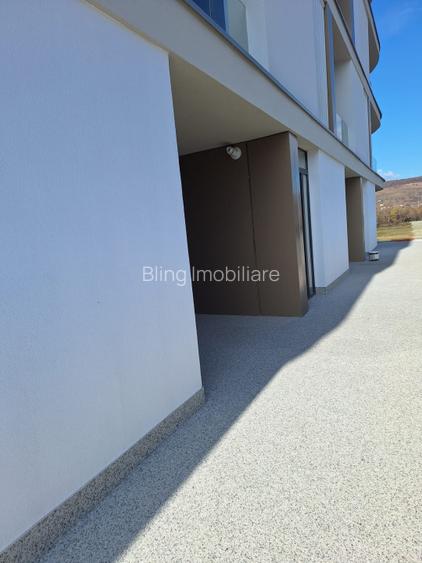Apartament cu 2 camere, 46 mp,20mp terasa, zona BMW - 12
