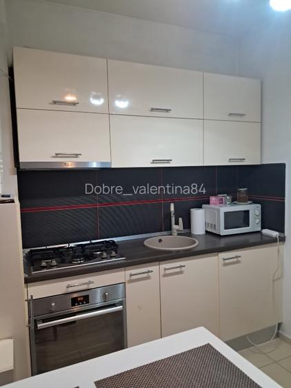 Inchiriez garsoniera vis a vis de Cofetăria Cafina - 10