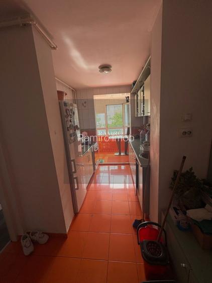 2 camere Decomandat - sector 3/3 min metrou 1 Dec.. - 18