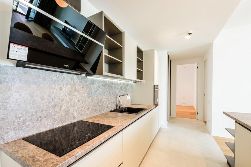 NEO MAMAIA B 3.1 - 6