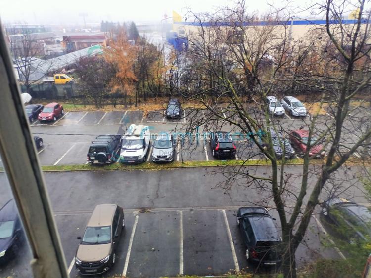 Apartament cu 3 camere de inchiriat pentru Muncitori, zona Nufarul Oradea, Bihor - 11