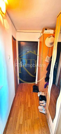 Vand apartament 2 camere,zona linistita cu mult spatiu verde ,0 Comision - 7