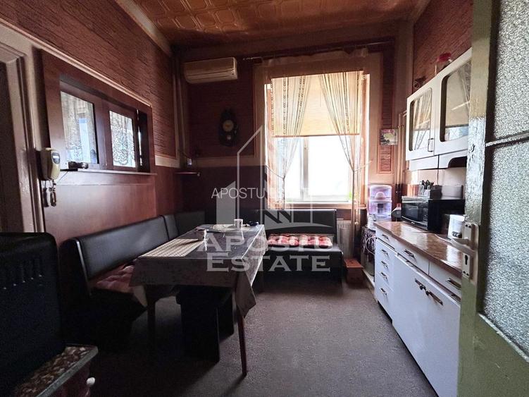 4 camere + terasă, de renovat și personalizat – Piața Maria - 5