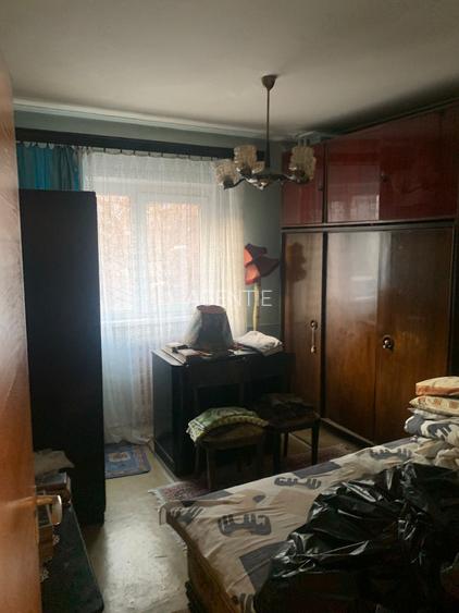 Mihai Bravu-stradal-Rond Baba Novac - 4