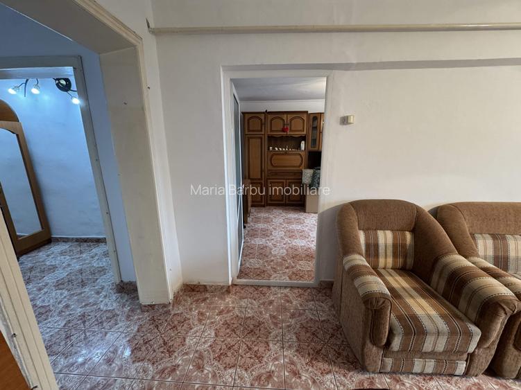 2 cam. 55 mp, decomandat, et.4, str. Manastirii - 9