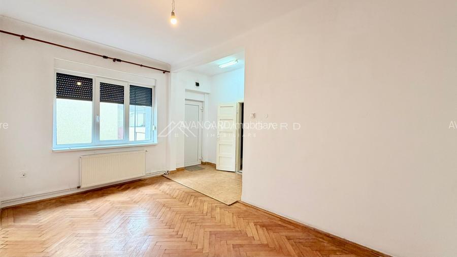 Apartament spațios în vilă, Andrei Mureșanu, ideal locuință sau birou - 7