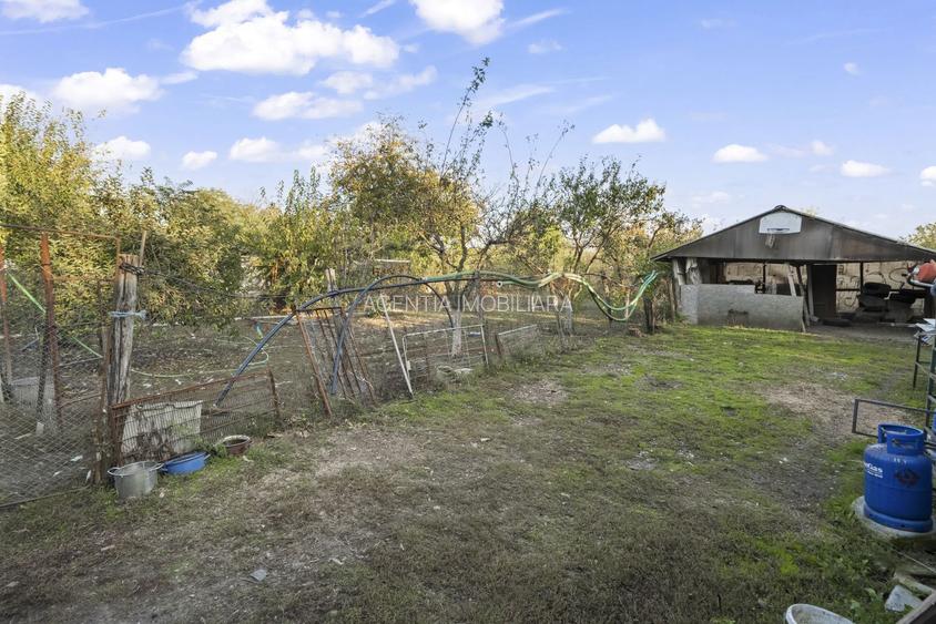 COMISION 0% | 2 Case cu Spatiu Comercial | Teren 1019mp | 540 eur/mp - 29