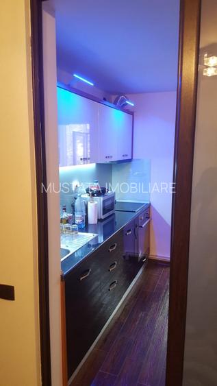 - Apartament 2 camere decomandat, zona Radu Negru, etaj 3. - 3