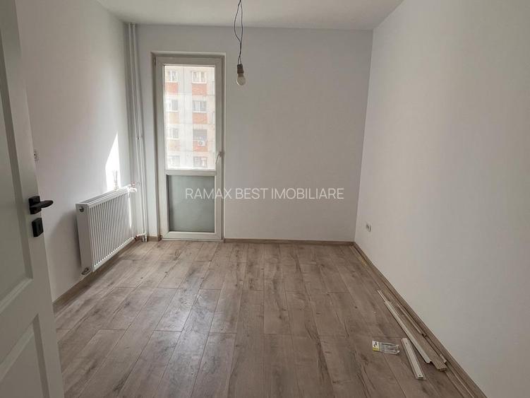 Dristor, Piata Matei Ambrozie, Nicolae Grigorescu, vedere spre IOR - 13