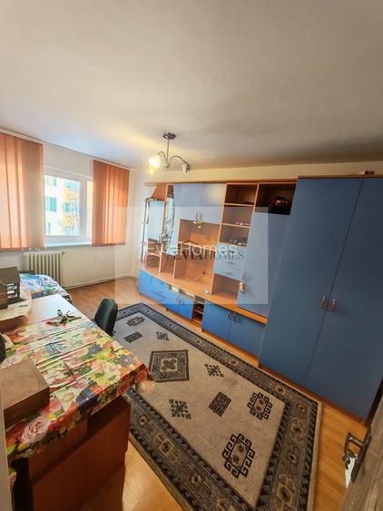 4 camere/ decomandat/etaj 1/ Manastur - 4