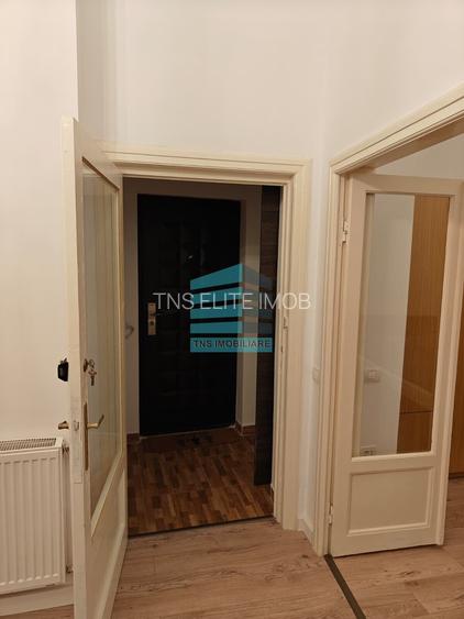 2 Cam- Calea Calarasilor- Unirii- Mobilat-utilat- 50 mp- Mutare rapida - 5