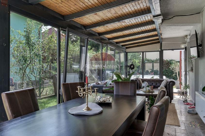 Vilă renovată P+1+M  | Foișor vitrat, grădină și jacuzzi - 6
